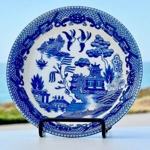 Blue Willow Japan Soup Bowl Unisex 6" Blue White Transferware Vintage landscape
